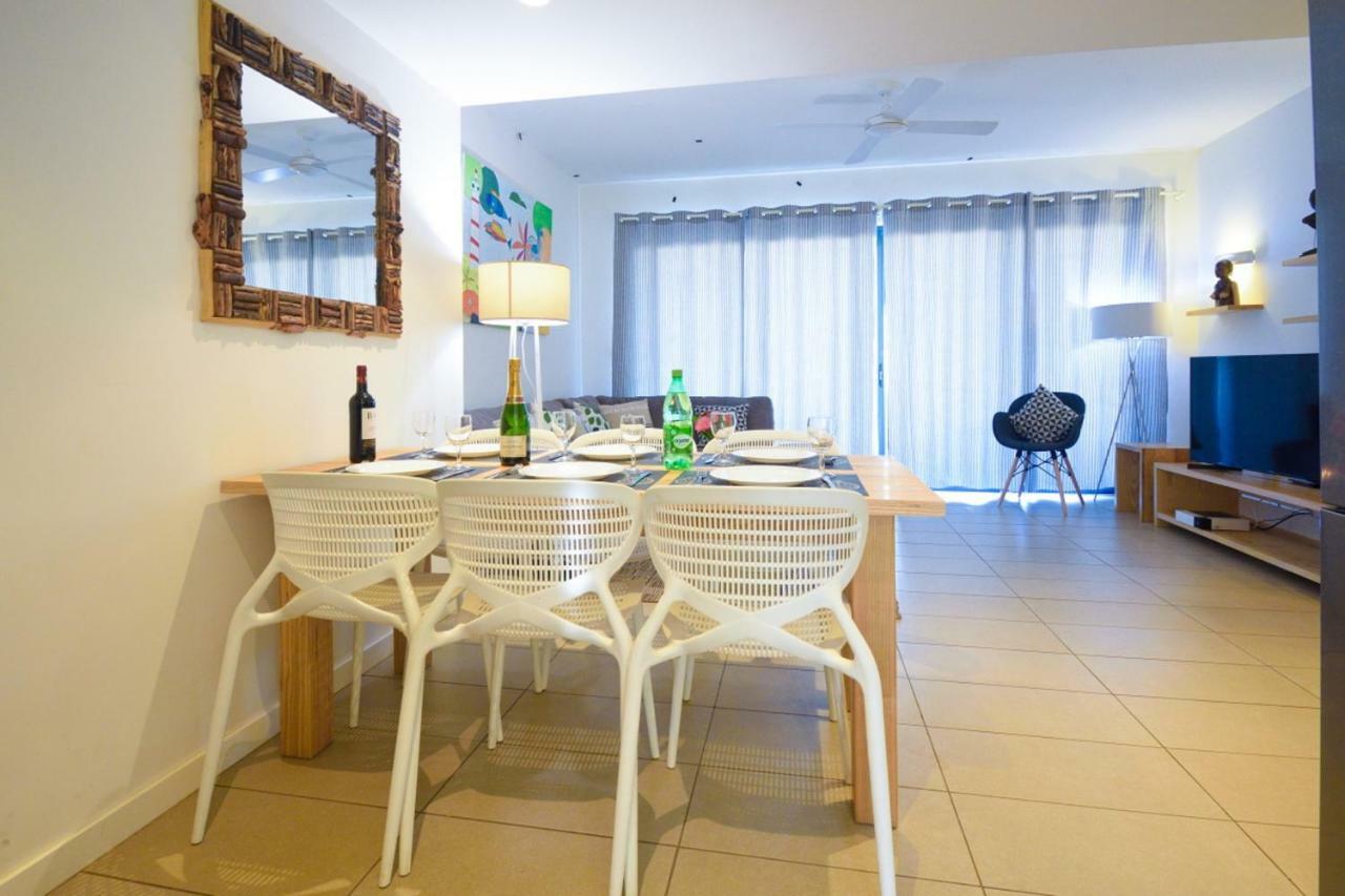 Azuri Resort -Sea View Luxury Apartment Roches Noires Exterior foto