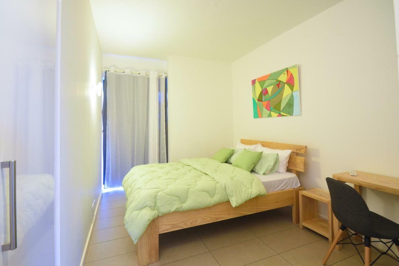 Azuri Resort -Sea View Luxury Apartment Roches Noires Exterior foto