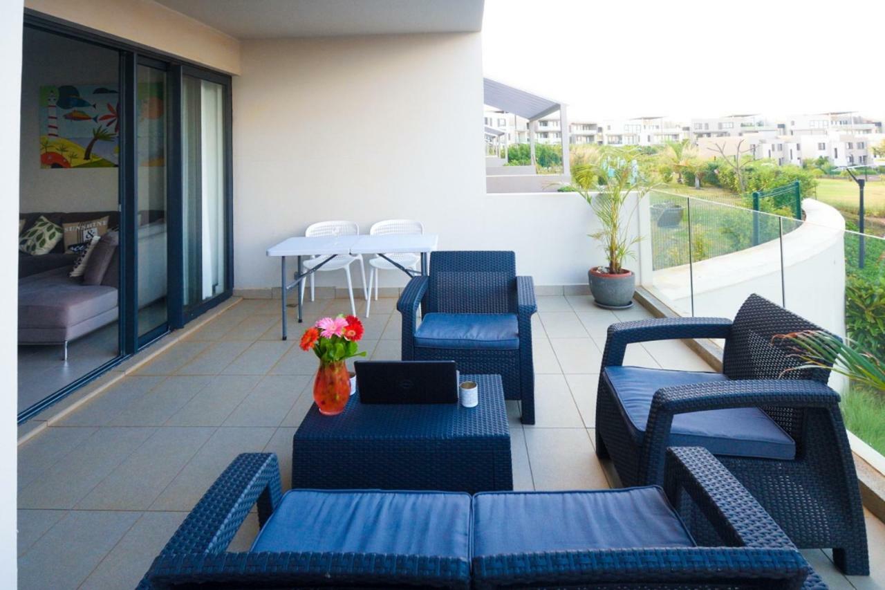 Azuri Resort -Sea View Luxury Apartment Roches Noires Exterior foto