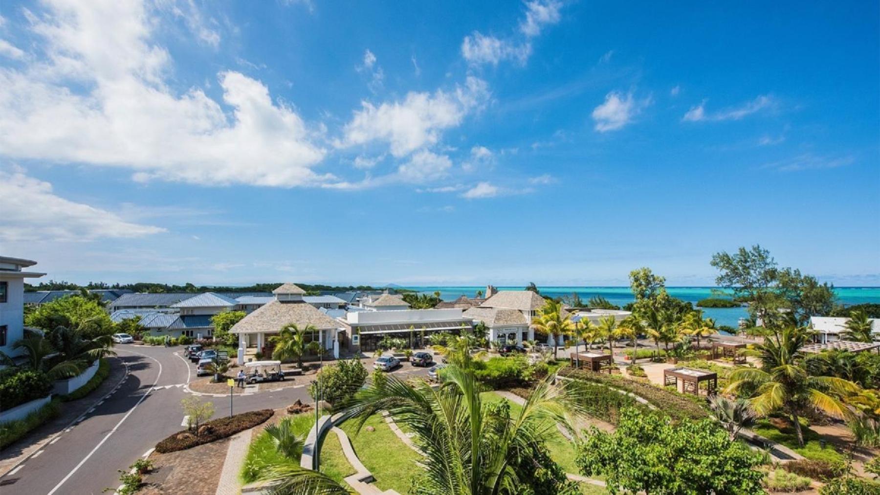 Azuri Resort -Sea View Luxury Apartment Roches Noires Exterior foto